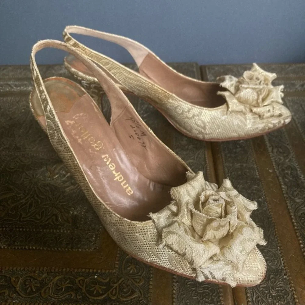 Andrew Geller heels shoes size 9.5 VTG gold rose‎ slingback bridal kitten heel